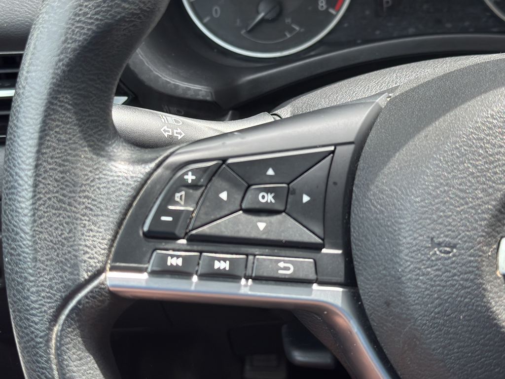 Used 2020 Gray Nissan S image 19