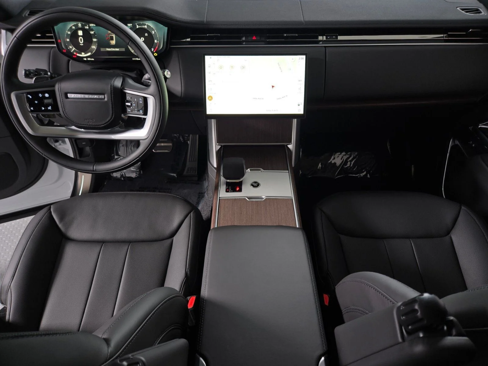 New 2026 Fuji White Land Rover SE image 4