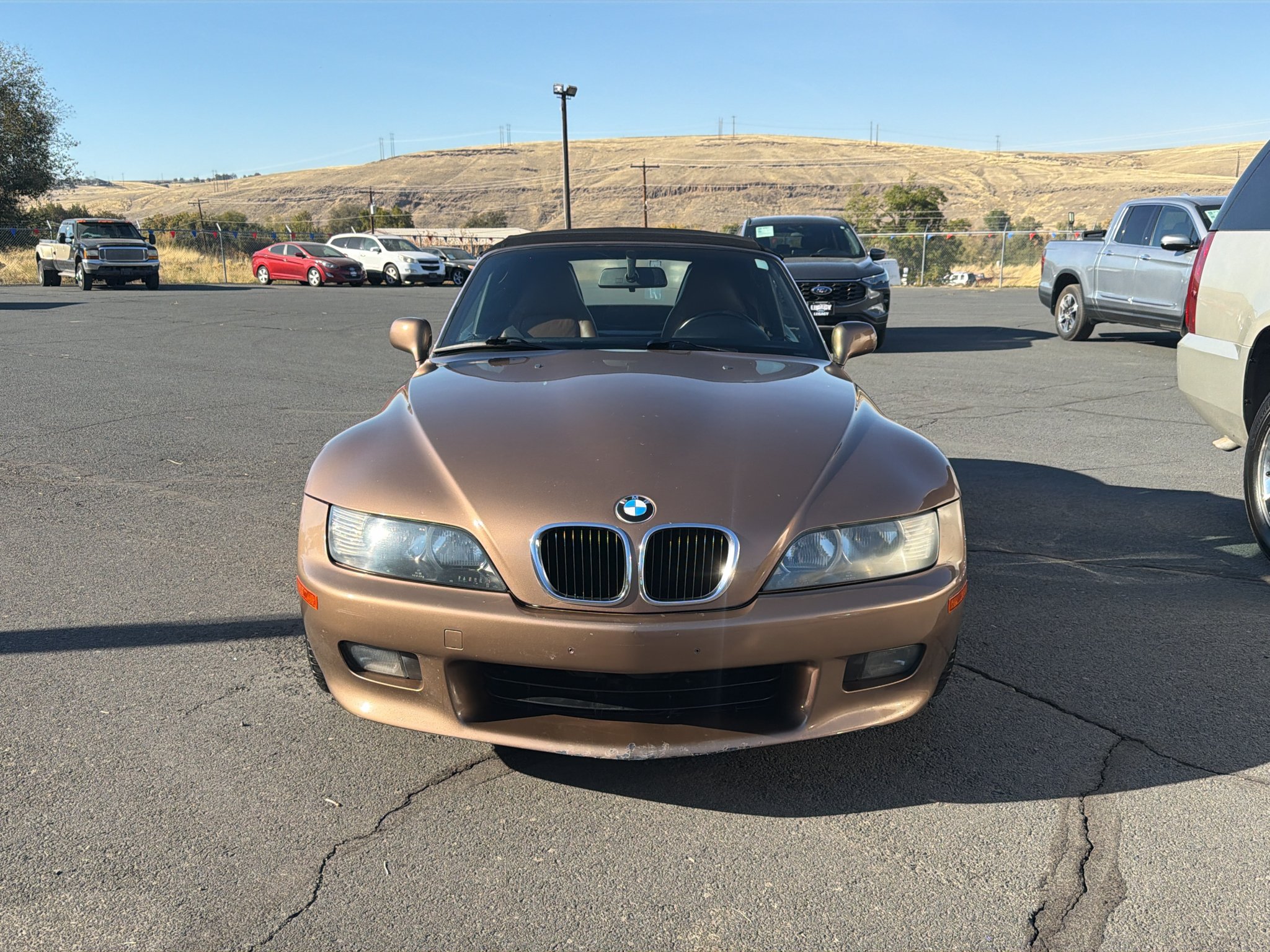 Used 2002 BMW Z3 2.5 with VIN 4USCN33482LM06571 for sale in La Grande, OR