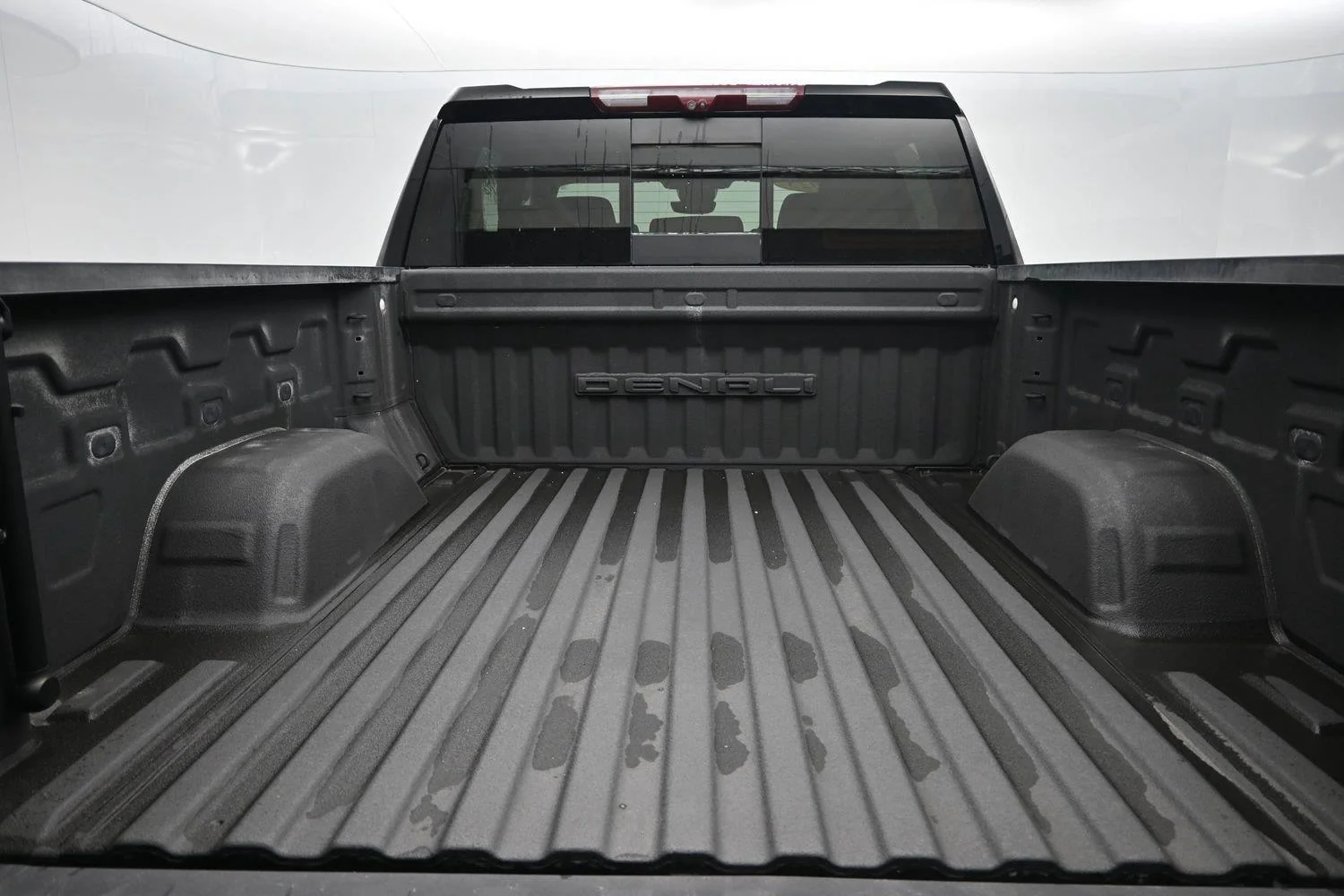 Used 2023 Onyx Black GMC Denali image 18