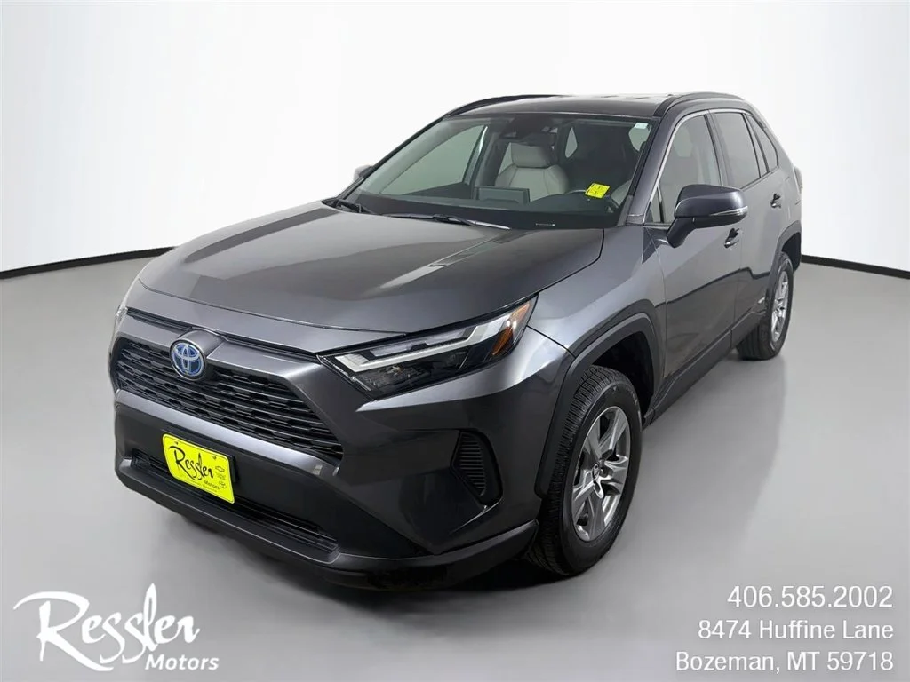 2022 Toyota RAV4 XLE