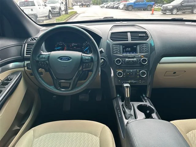 Used 2017 Shadow Black Ford Base image 25