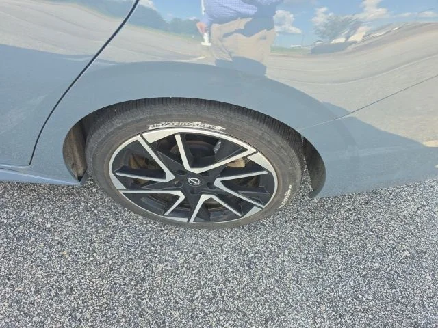 Used 2024 Gray Nissan SR image 12