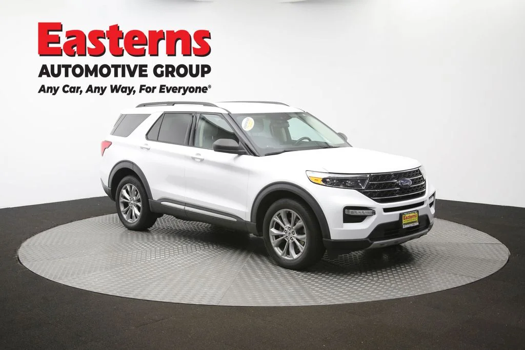 Used 2022 White Ford XLT image 52