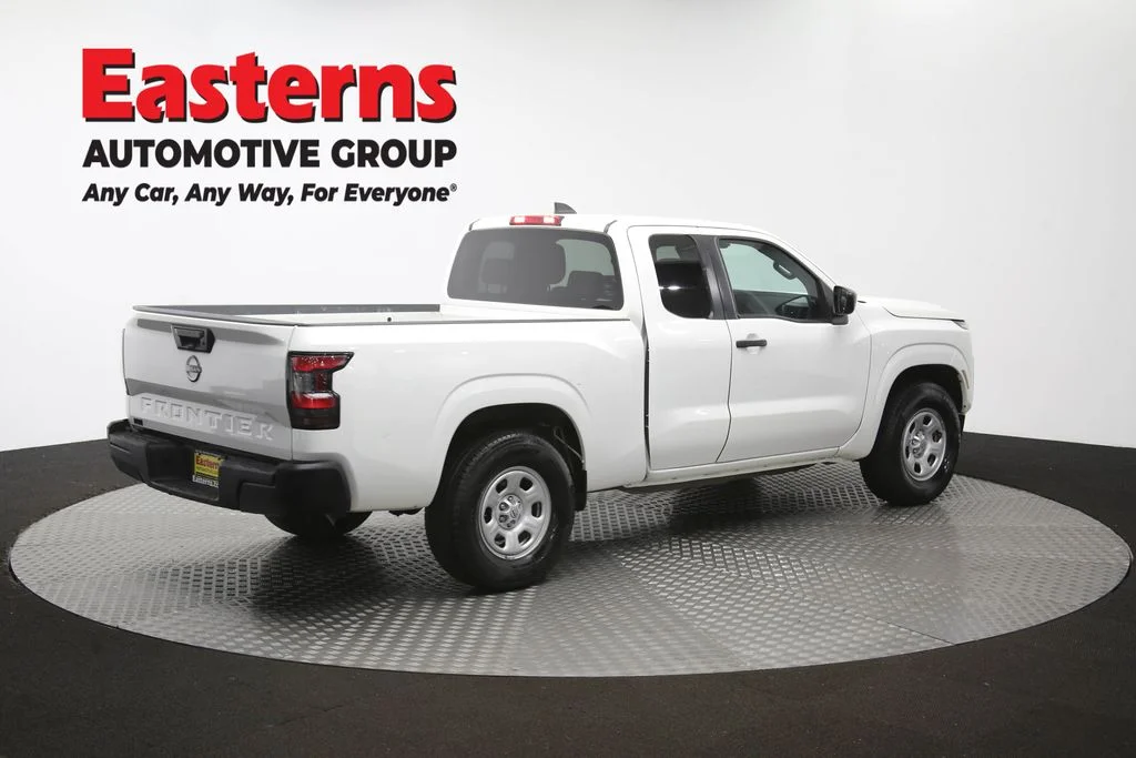 Used 2022 White Nissan S image 42