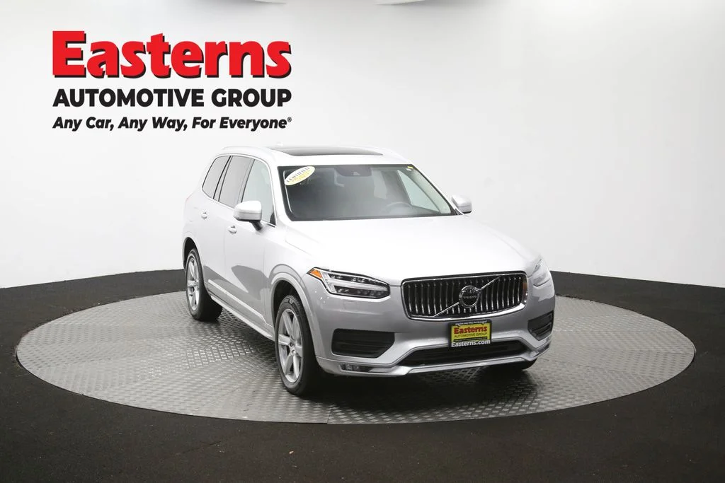 Used 2022 Gray Volvo T5 Momentum image 52