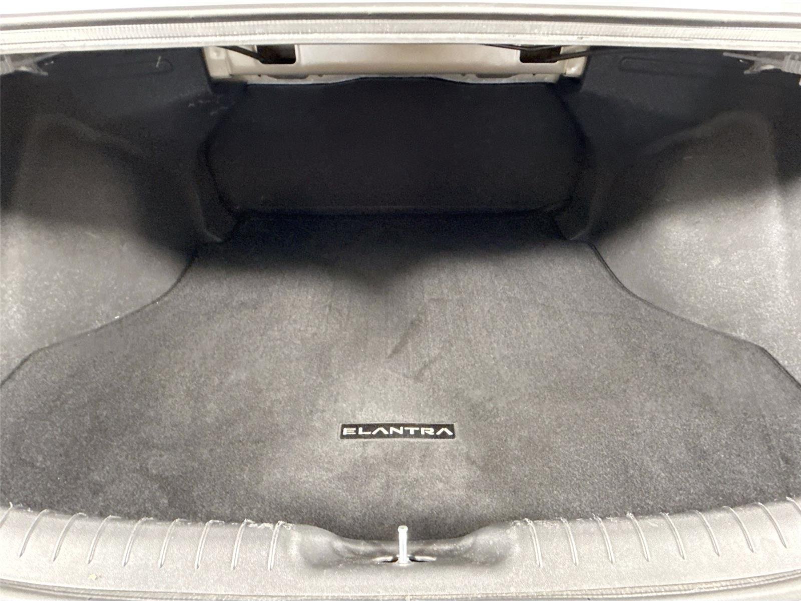 Used 2025 Fluid Metal Hyundai Blue image 31