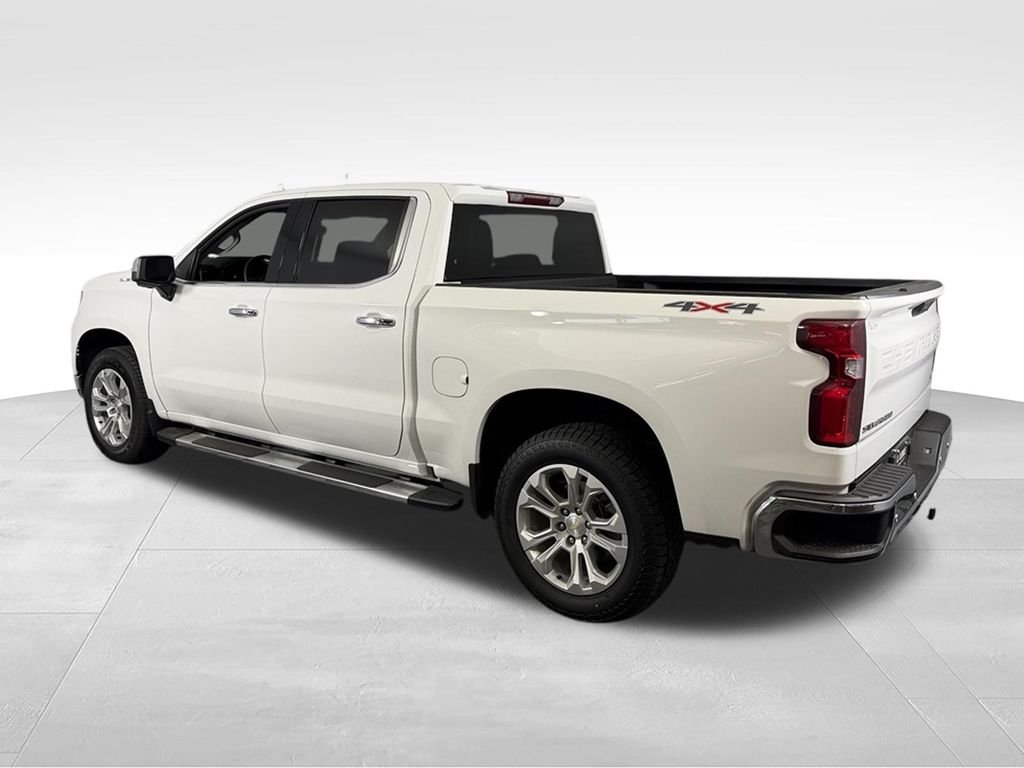 Used 2023 Summit White Chevrolet LTZ image 8