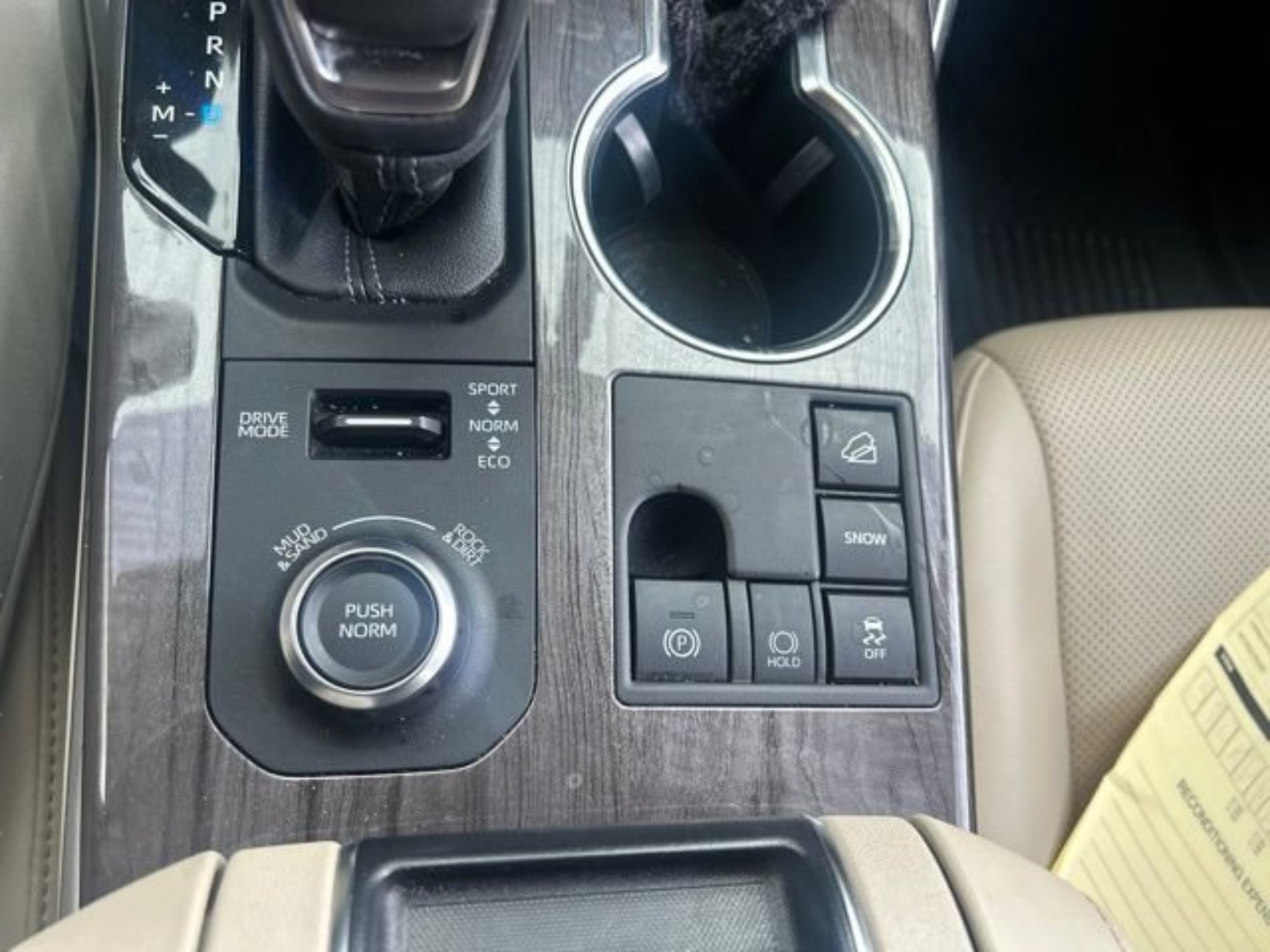Used 2023 Pearl Toyota Limited image 18