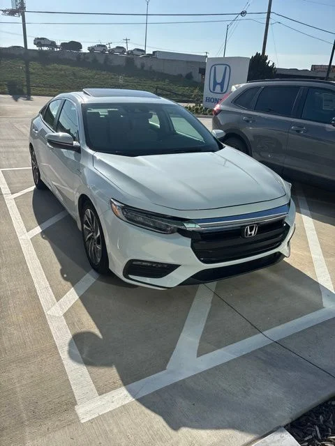 2022 Honda Insight Touring's photo