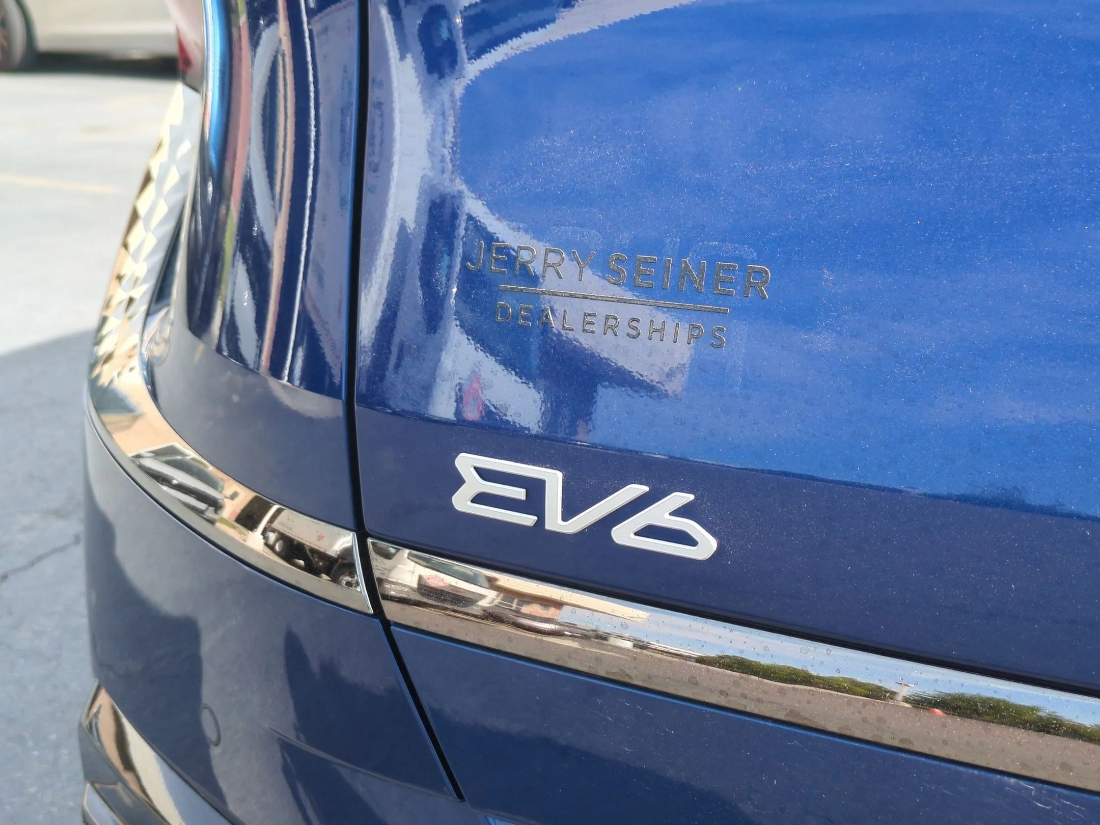 Used 2024 Yacht Blue Kia GT-Line image 25