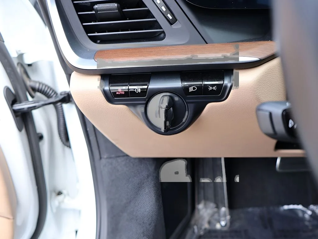 Used 2020 White Porsche Carrera S image 32