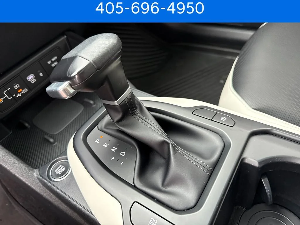Pre-Owned 2025 Kia K4 GT-Line