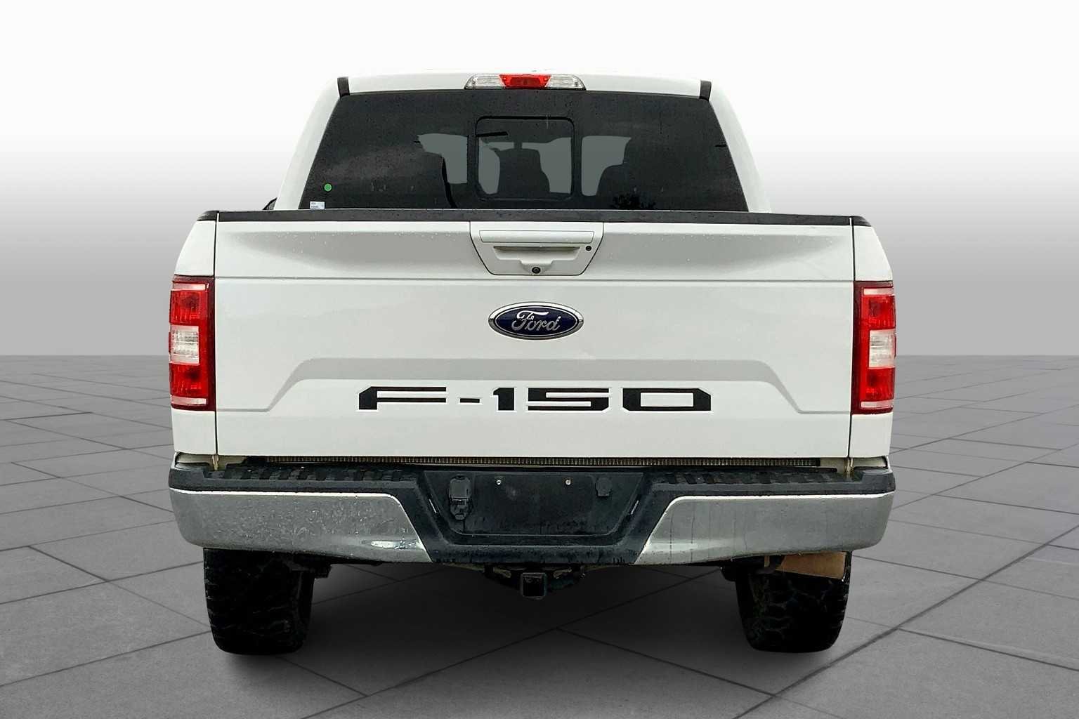 Used 2018 Oxford White Ford LARIAT image 4