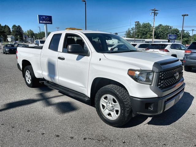 Used 2019 White Toyota SR image 11