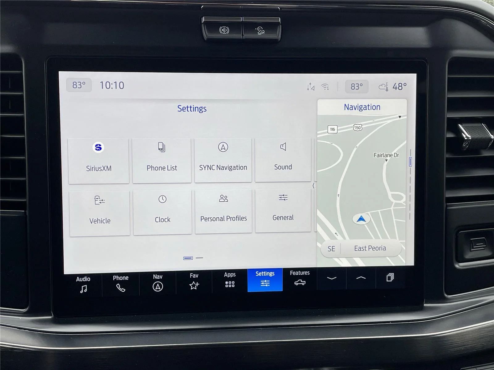 New 2026 Oxford White Ford LARIAT image 30