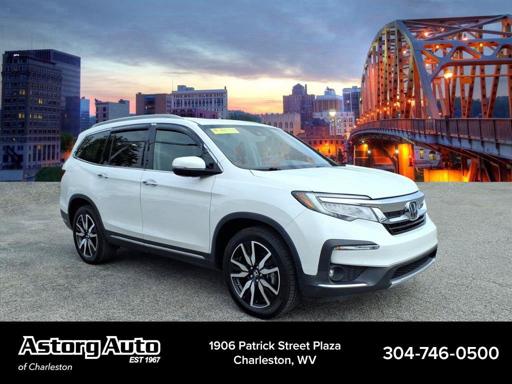 Used 2022 Platinum White Pearl Honda Touring 7-Passenger image 1
