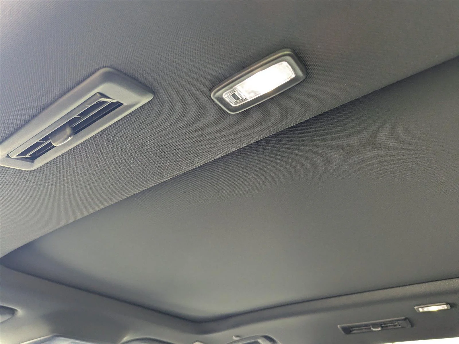 2026 GMC Acadia Elevation - Photo 14