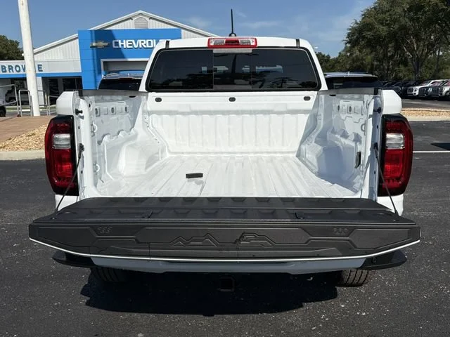 New 2026 Summit White GMC Elevation image 11