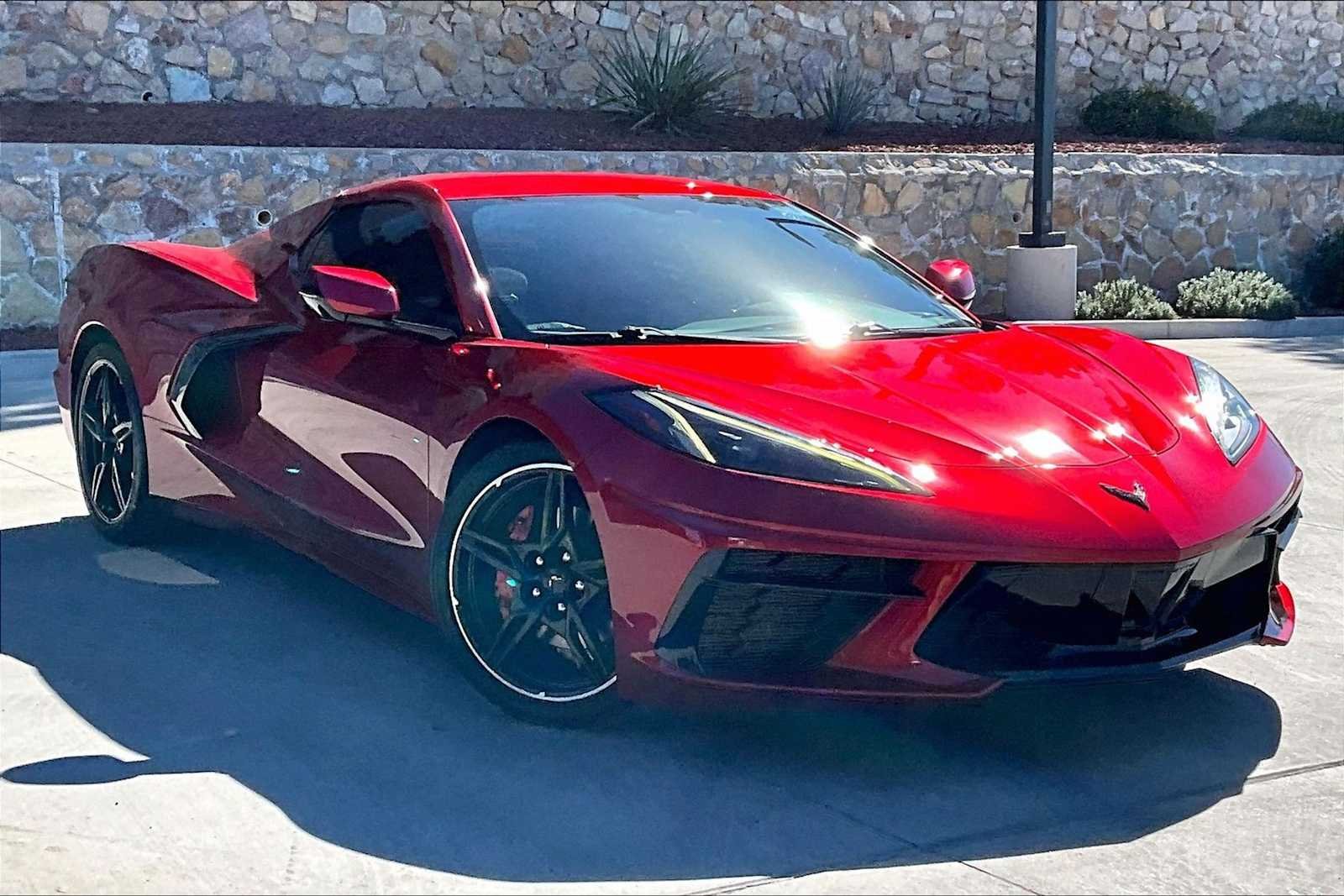 Used 2022 Red Mist Metallic Tintcoat Chevrolet 1LT image 9