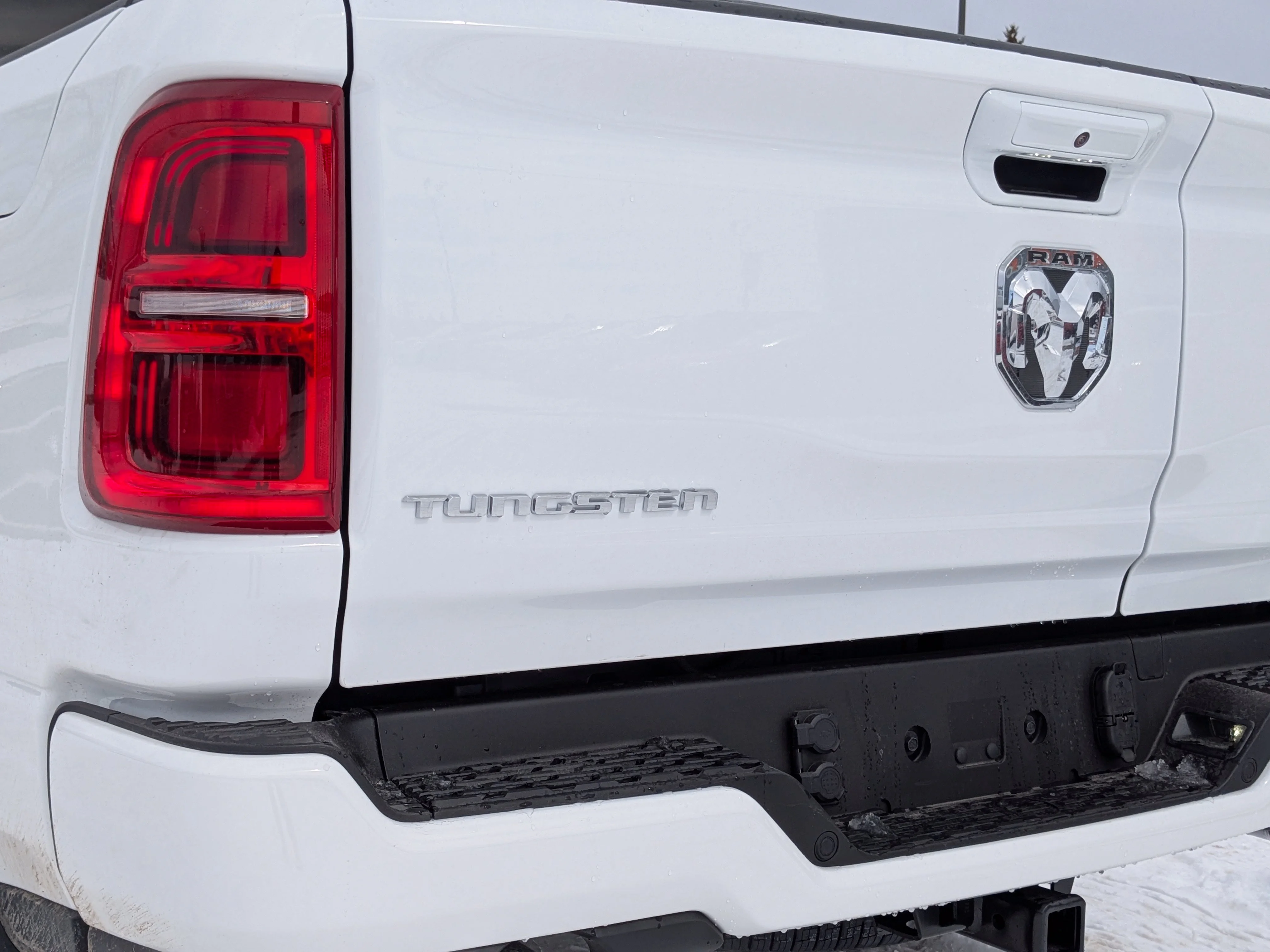 New 2026 White RAM Tungsten - - Hurricane HO Turbo - Multi-Function Tailgate - Prem Lthr - Trailer Brake - 8-Spd Auto image 9