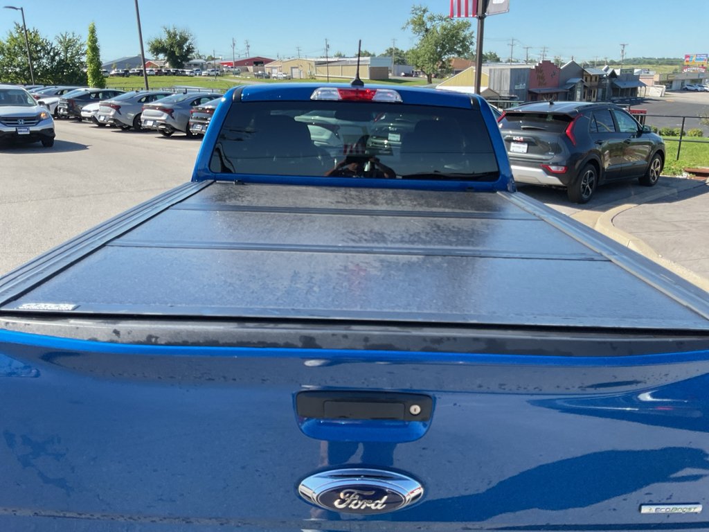 Used 2019 LIGHTNING BLUE Ford XLT image 11