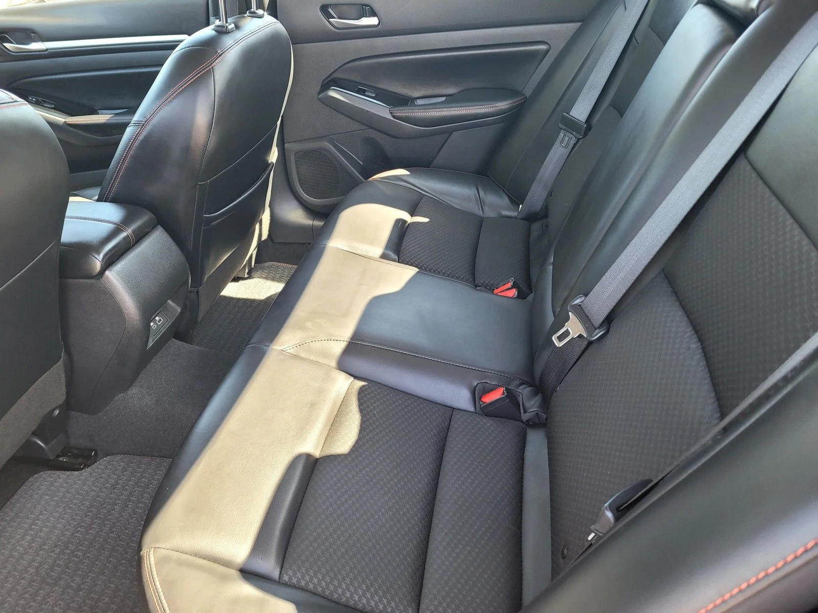 Used 2024 Super Black Clearcoat Nissan 2.5 SR image 16