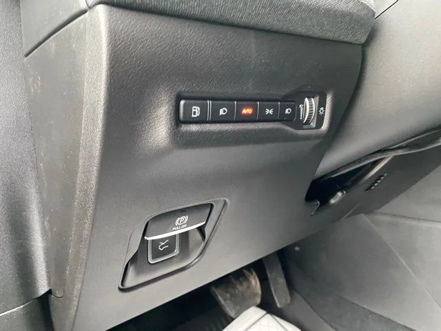 New 2026 Silver Jeep Laredo image 20