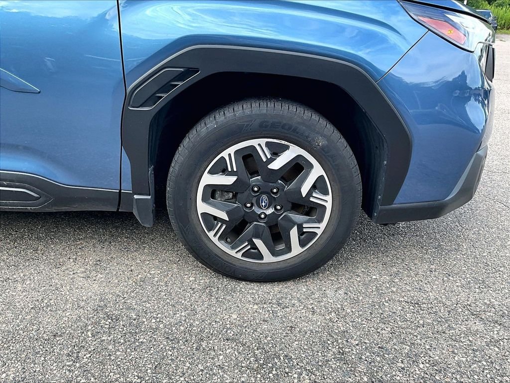 Used 2025 Blue Subaru Base image 7