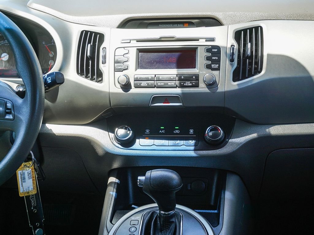 Used 2011 Red Kia LX image 16