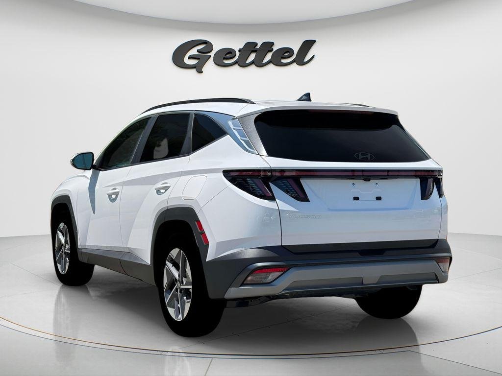 New 2026 White Hyundai SEL Premium FWD image 5
