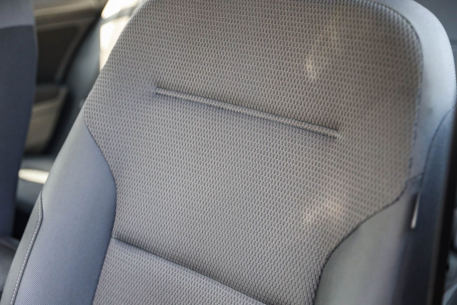 Used 2019 Reflex Silver Metallic Volkswagen SE image 25