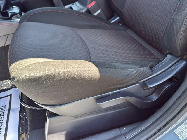 Used 2018 Gray Mitsubishi  image 25