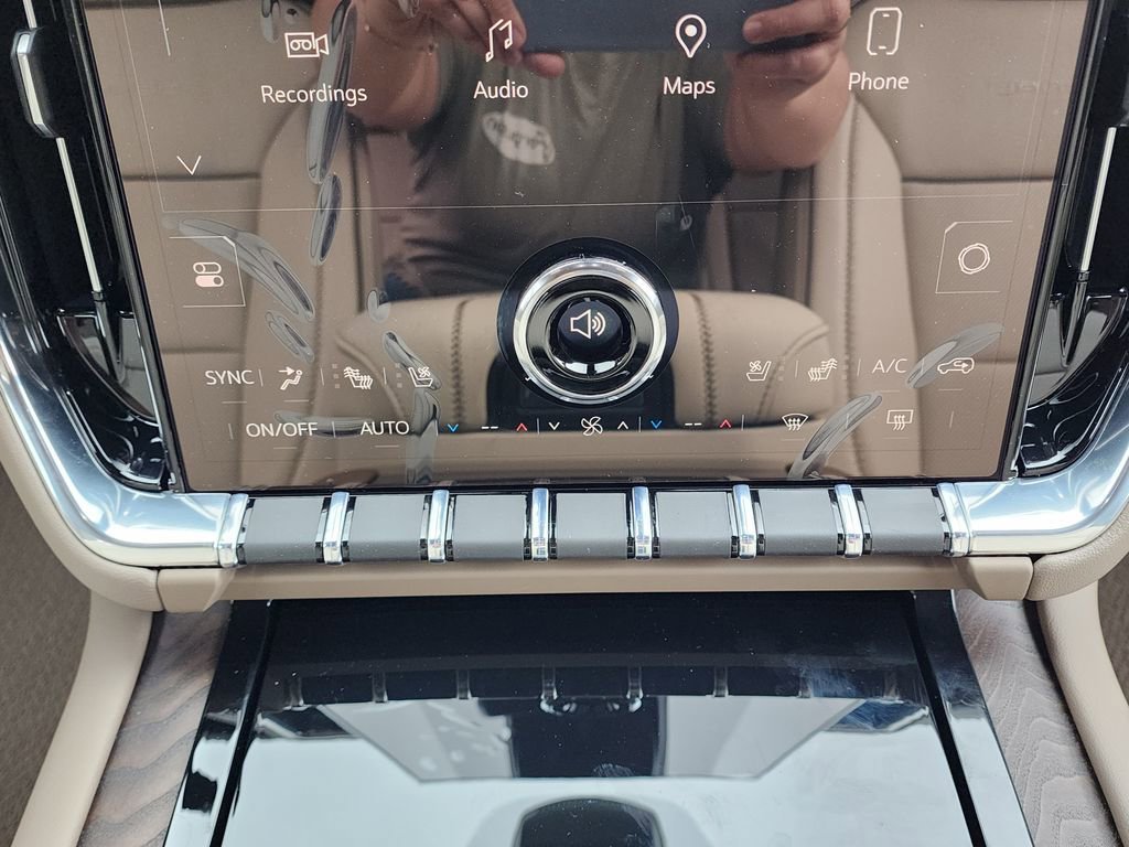 2026 GMC Yukon Denali - Photo 34