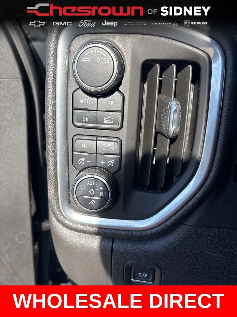 Used 2021 Black Chevrolet LTZ image 15