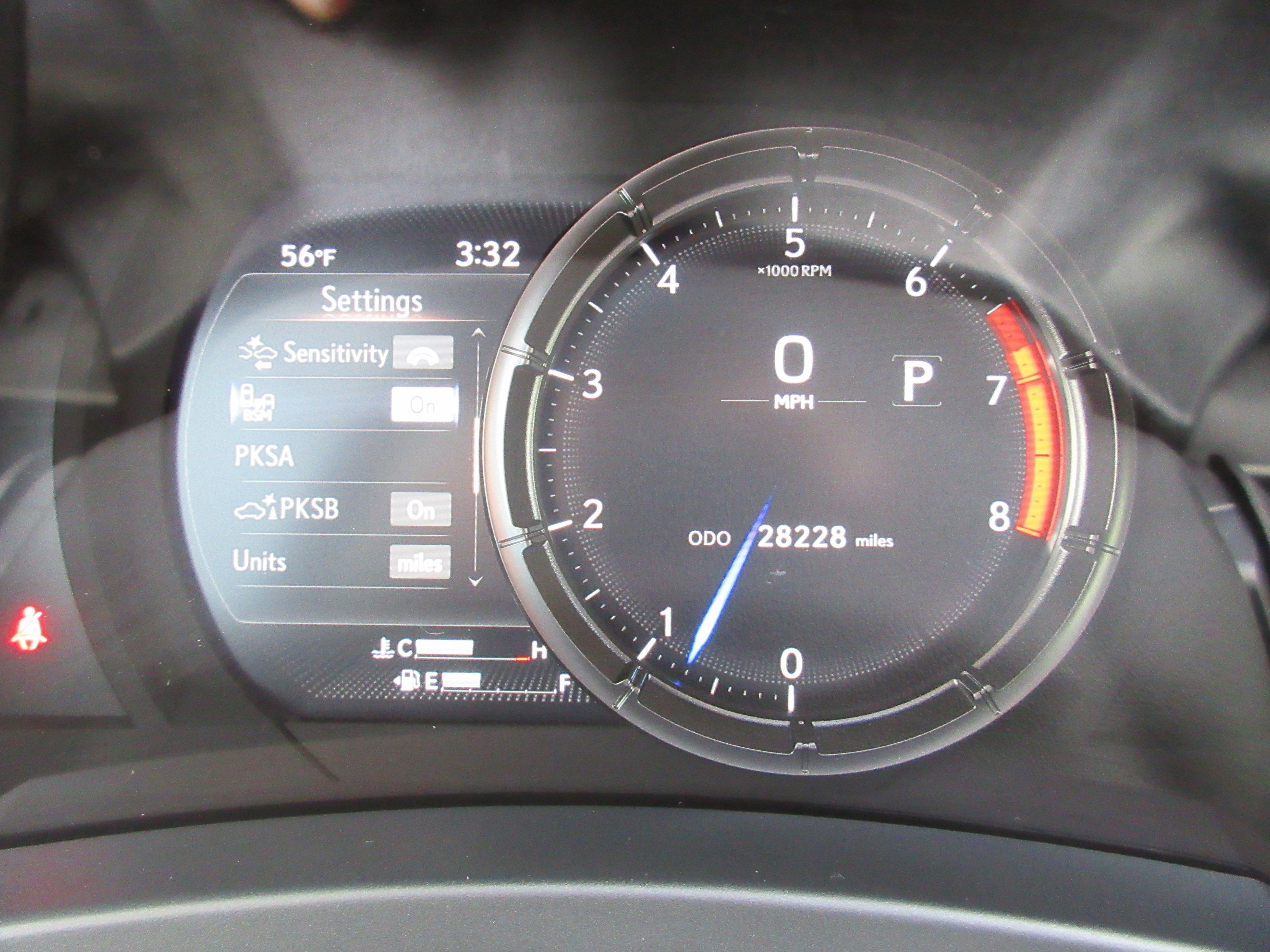 Used 2023 Ultra White Lexus 350 F SPORT image 37