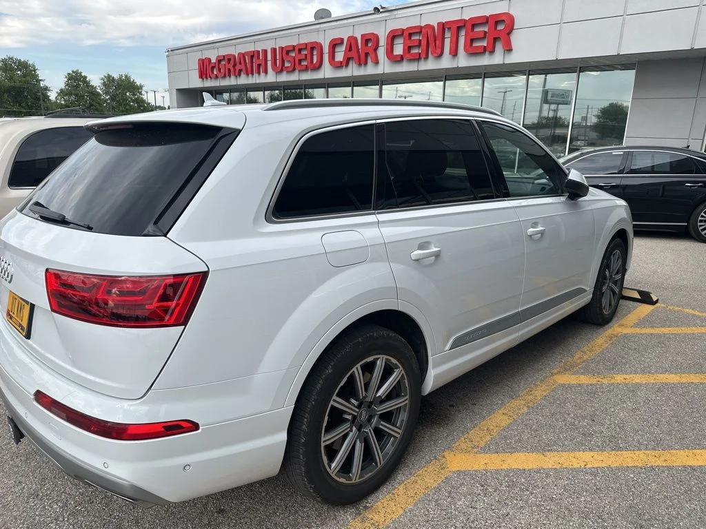 Used 2019  Audi 55 Prestige image 5