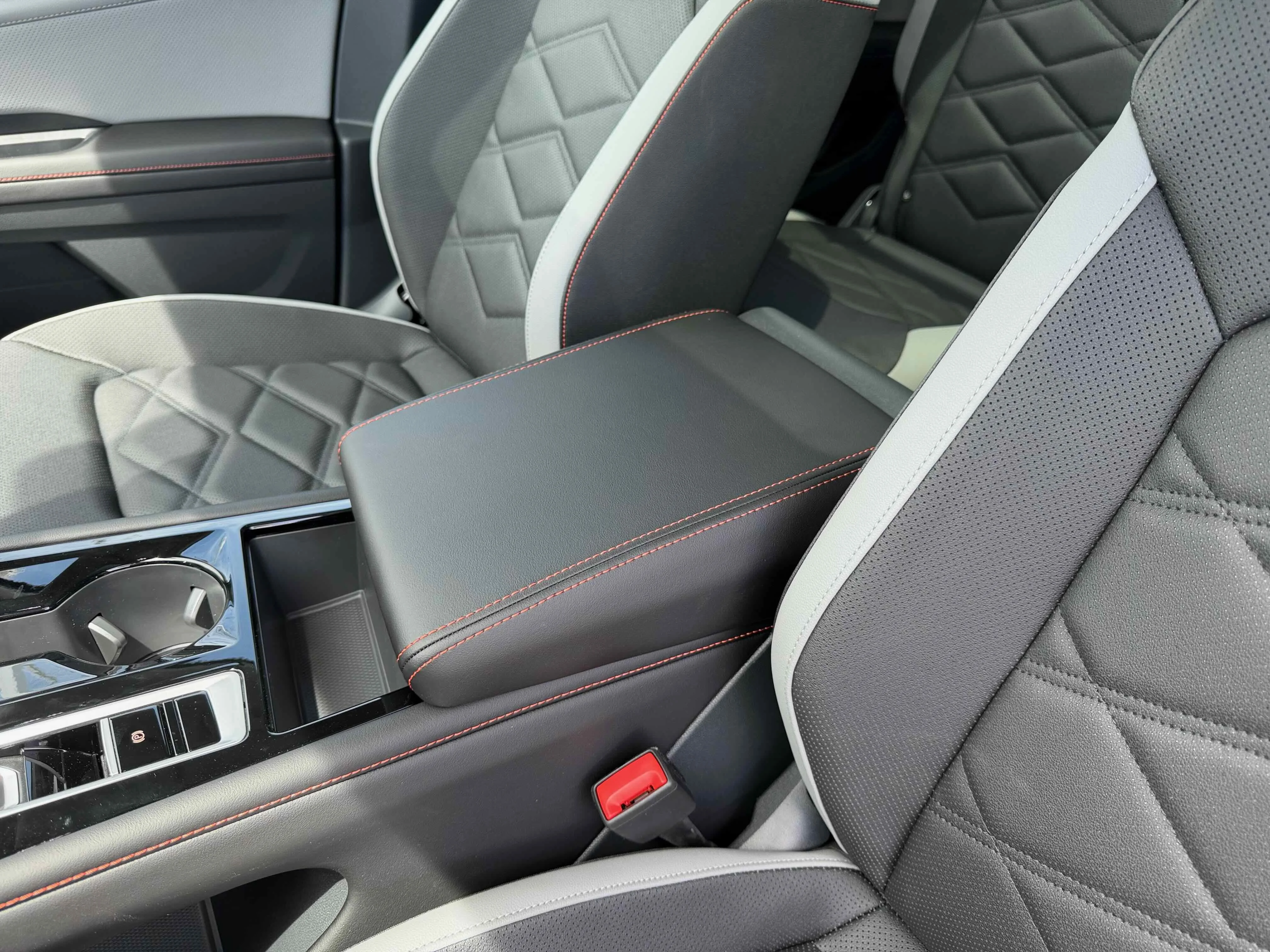 New 2026 Opal White Volkswagen 2.0T Peak Edition image 26