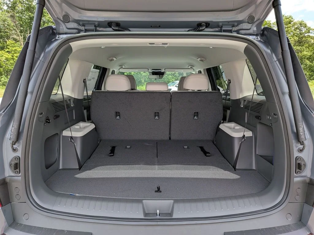 New 2026 Gray Hyundai SE image 27