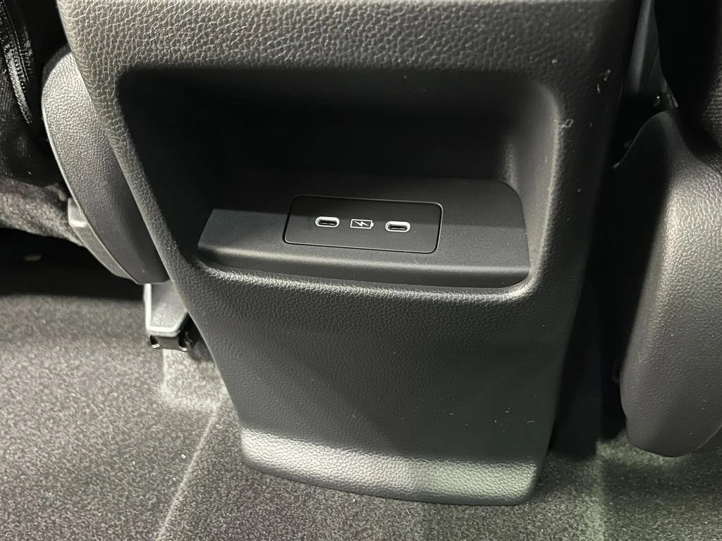New 2026 Platinum White Pearl Honda AWD EX image 25