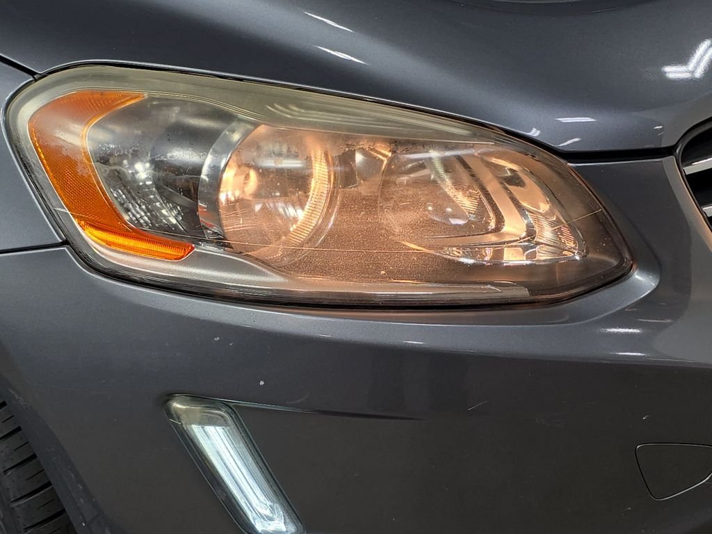 Used 2016 Gray Volvo T5 Drive-E Premier image 12