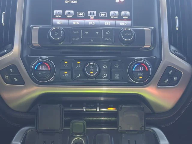 Used 2016 Black GMC Denali image 17