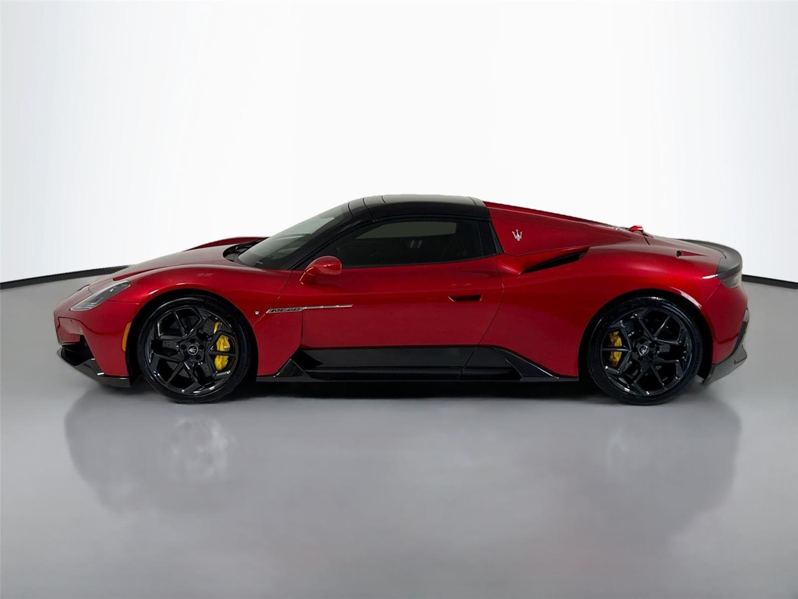 Used 2023 Exclusive Rosso Vincente Maserati Cielo Spider | $350k MSRP | Carbon Race Seats | Int & Ext Carbon image 61