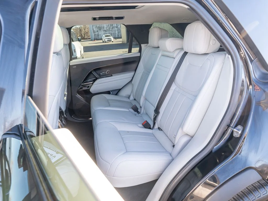 2024 Land Rover Range Rover Sport SE - Photo 36