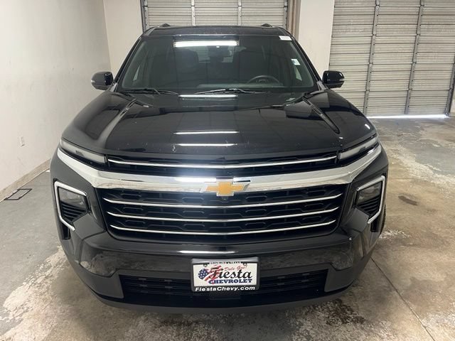 Used 2025 Mosaic Black Metallic Chevrolet LT image 2