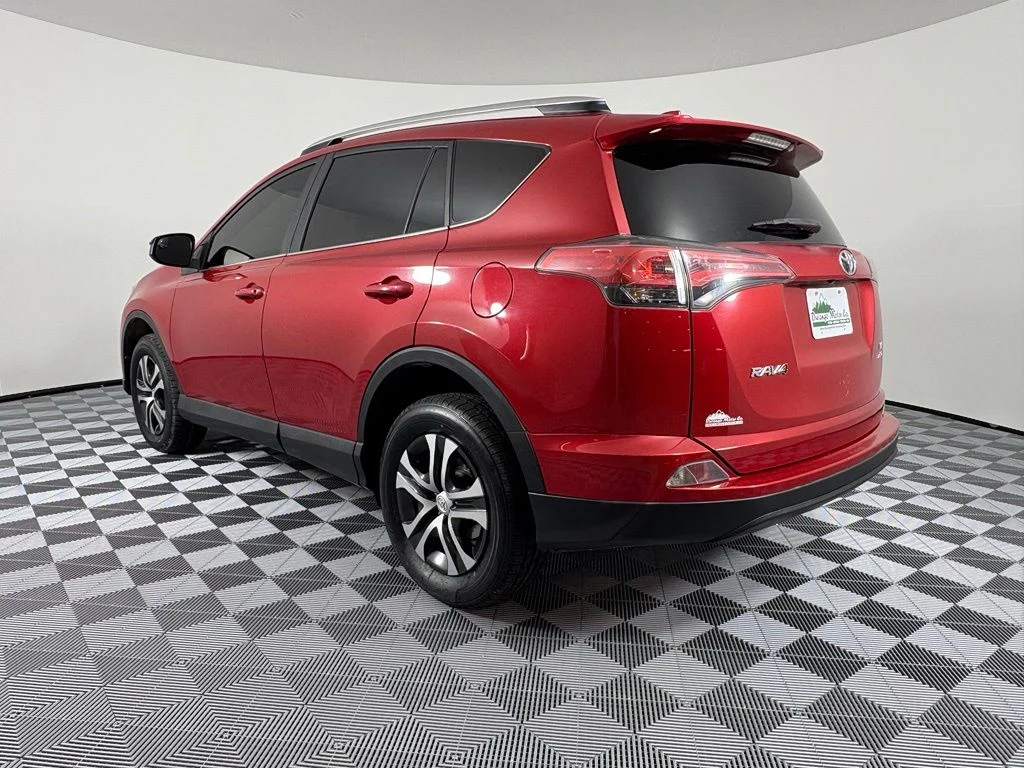 Used 2016 Red Toyota LE image 12