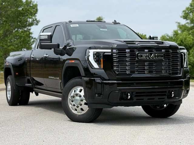 2026 GMC Sierra 3500 HD Denali Ultimate DRW
