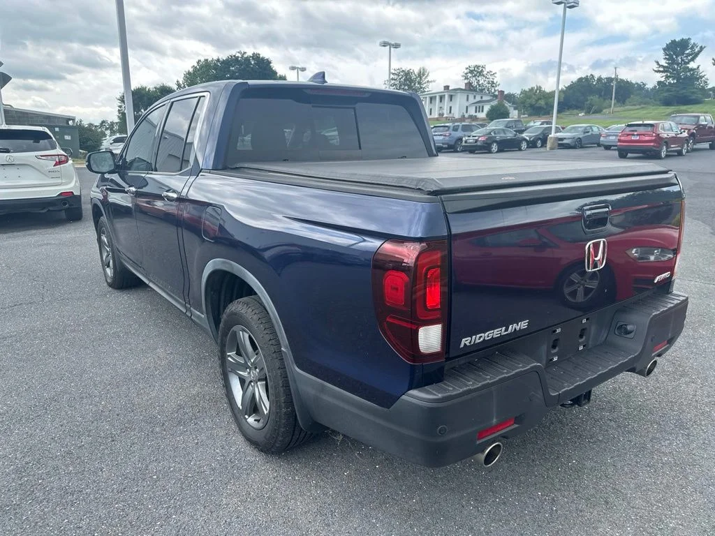 Used 2023 Obsidian Blue Pearl Honda RTL-E image 7