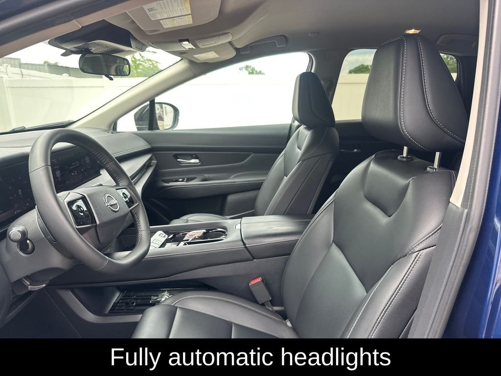 Used 2025 Blue Nissan SV image 13