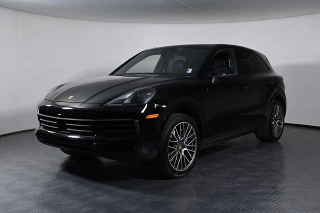 2023 Porsche Cayenne Platinum Edition